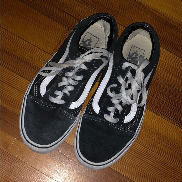 white vans size 7.5